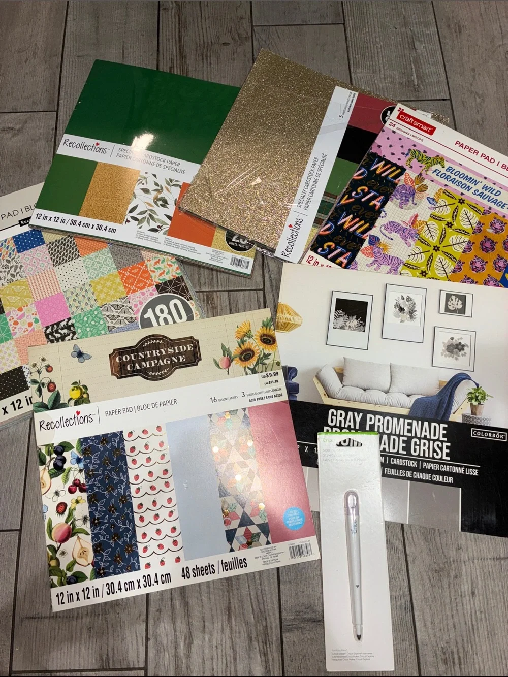 Recollections Green and Gold Cardstock & Patterned Paper Pack